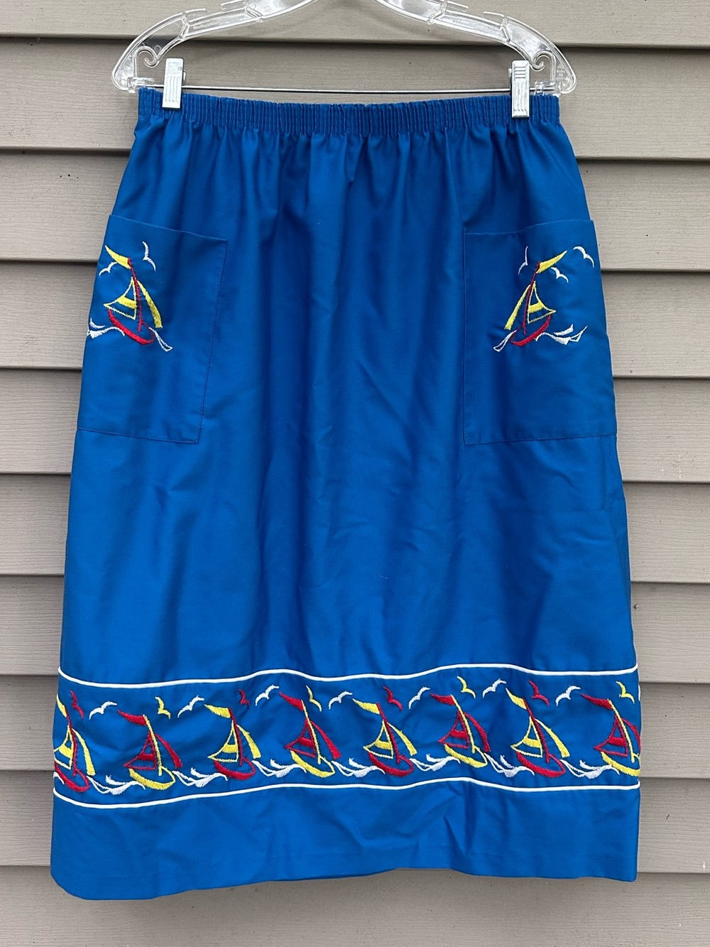 Vintage embroidered sailboat skirt women’s